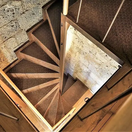 Torre Salvucci Maggiore - Medieval Tower Experience With Panoramic Rooftop アパート サン・ジミニャーノ